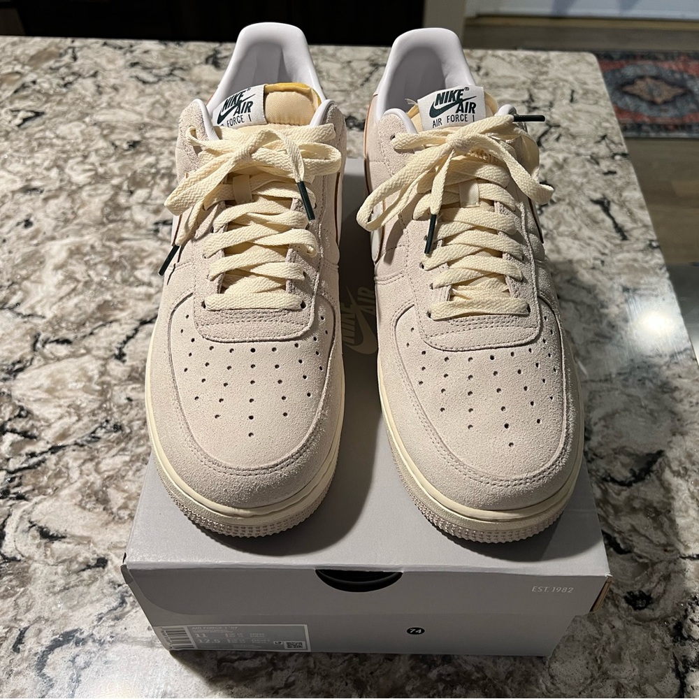 Nike Air Force 1 Men's Sneakers - Beige